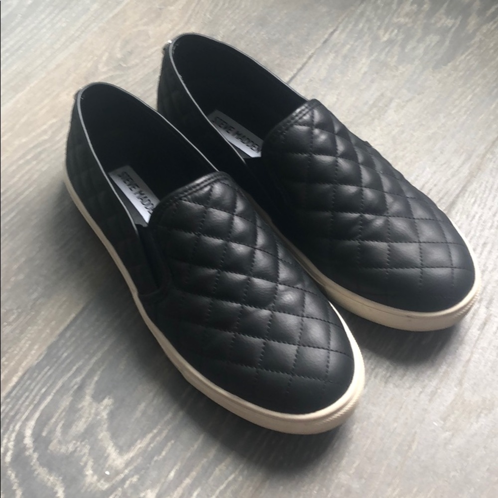 Black quilted Steve Madden slip on sneakers